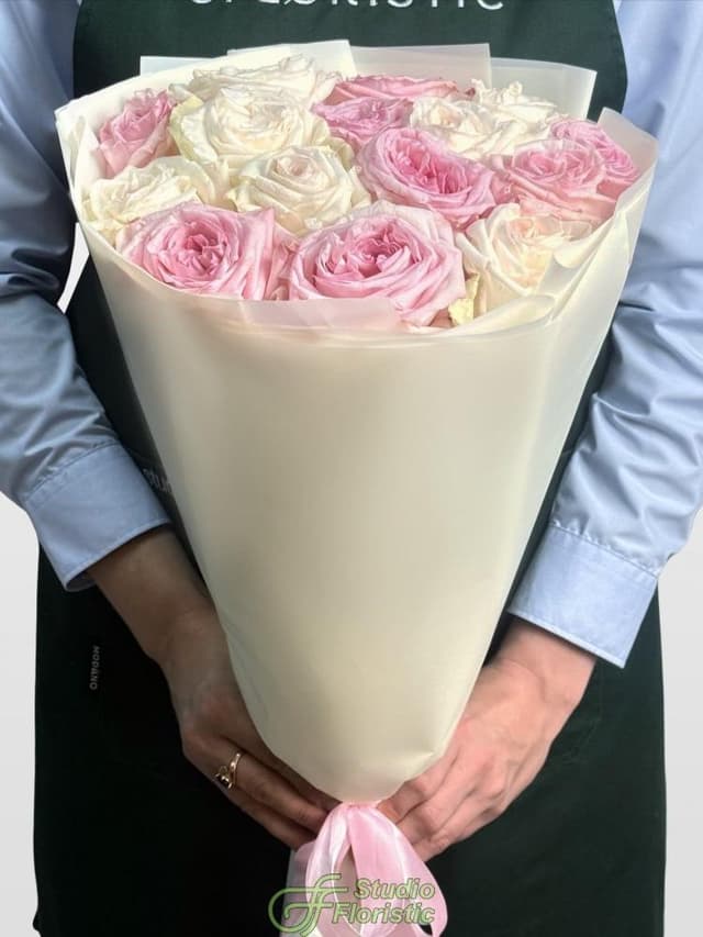 Букет из Пионовидных Роз 15 шт «Счастье вдвоем» Букет из Пионовидных Роз 15 шт «Счастье вдвоем»