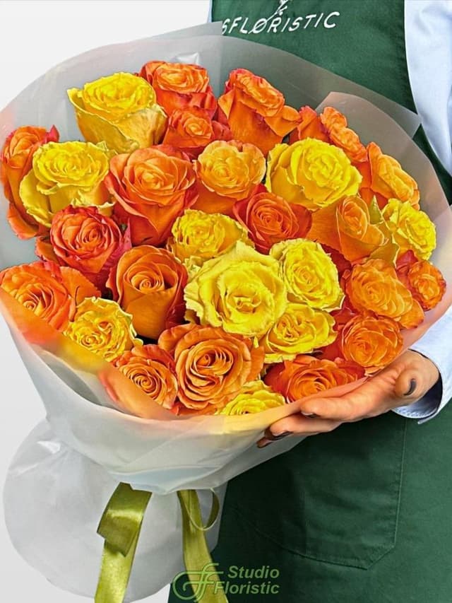 Букет из Роз Кения 60 см желто-оранжевый микс 31 шт «Осенний Поцелуй»