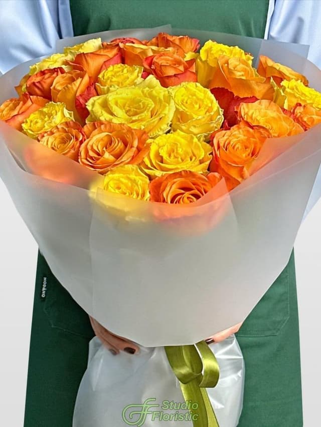 Букет из Роз Кения 60 см желто-оранжевый микс 31 шт «Осенний Поцелуй»