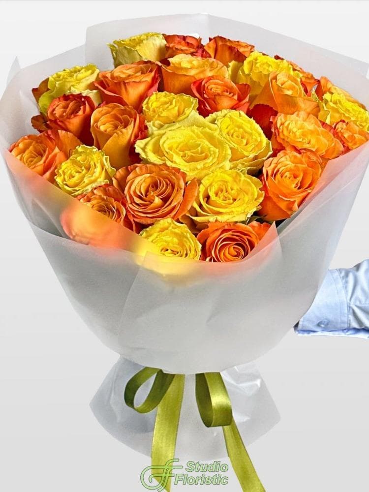Букет из Роз Кения 60 см желто-оранжевый микс 31 шт «Осенний Поцелуй»