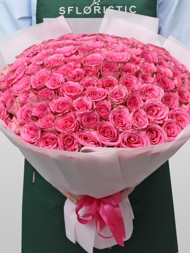 Букет из розовых Роз Кения 60 см 101 шт «Ярче Звезды»