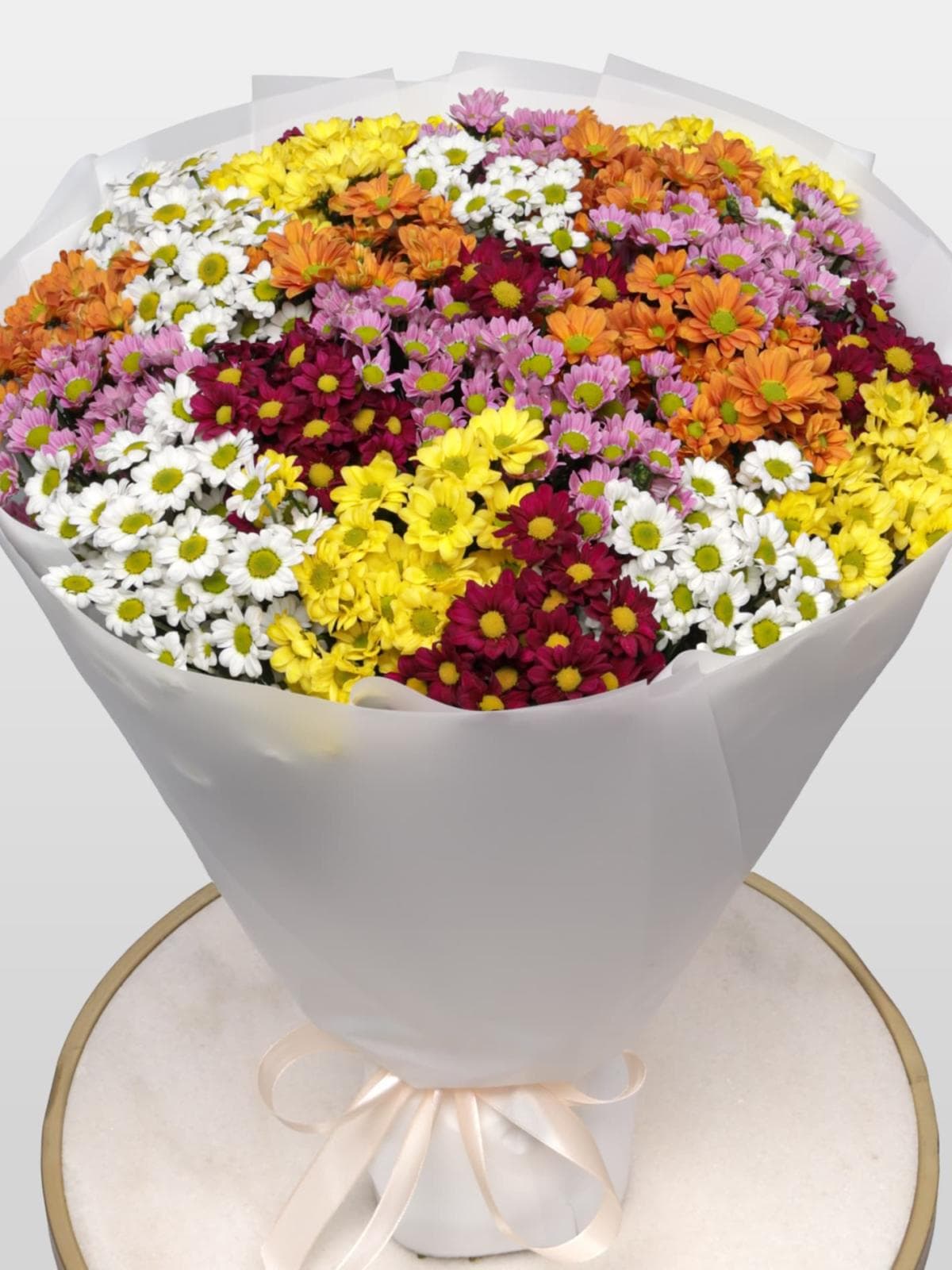 Букет из микса Хризантем Сантини 25 шт «Пестрый луг»