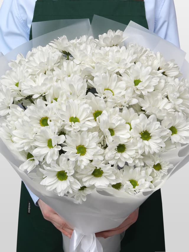 Букет из Белых Кустовых Хризантем 9 шт «Свет в окне»