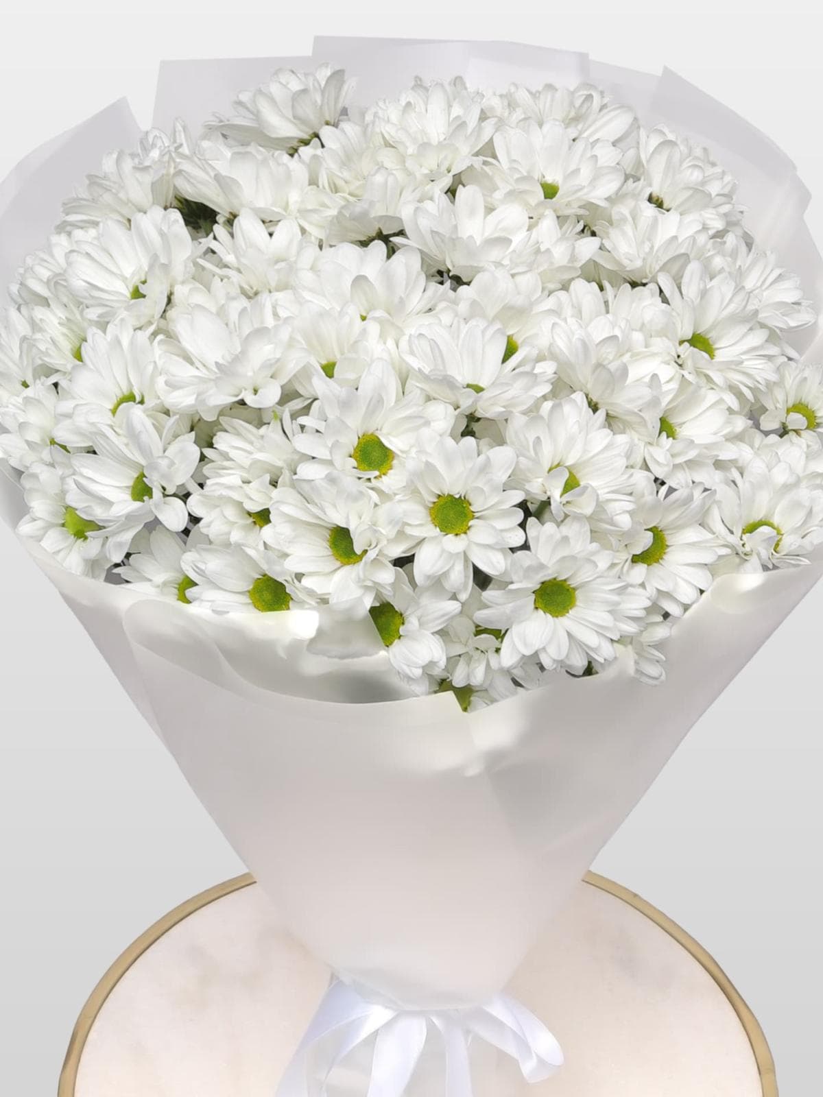 Букет из Белых Кустовых Хризантем 9 шт «Свет в окне»