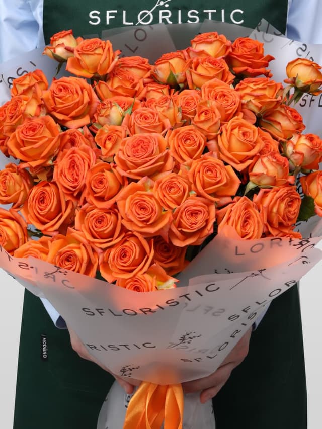 Букет из Оранжевой Кустовой Розы 50 см 9 шт «Рыжее счастье»