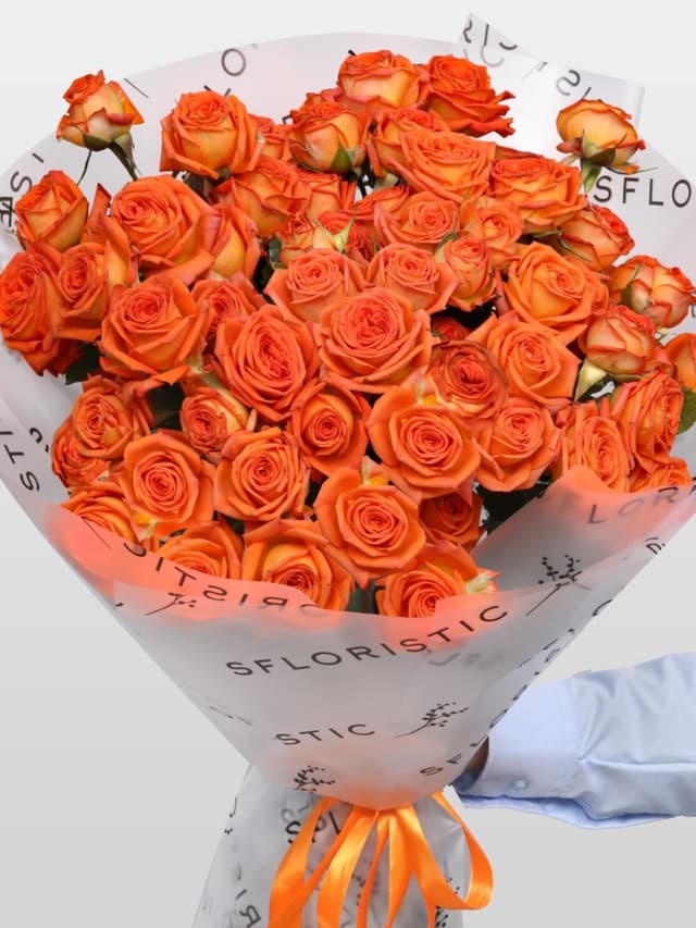 Букет из Оранжевой Кустовой Розы 50 см 9 шт «Рыжее счастье»