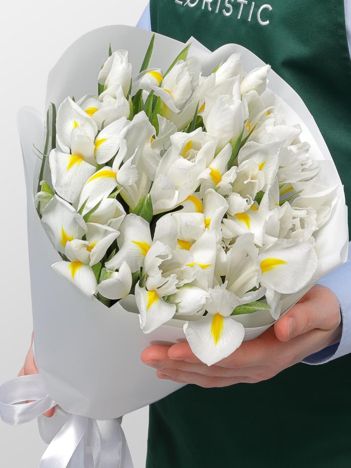 Букет из Белых Ирисов 25 шт «Белый лебедь»