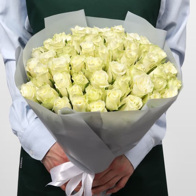 Роза Кения белая 51шт 40 см