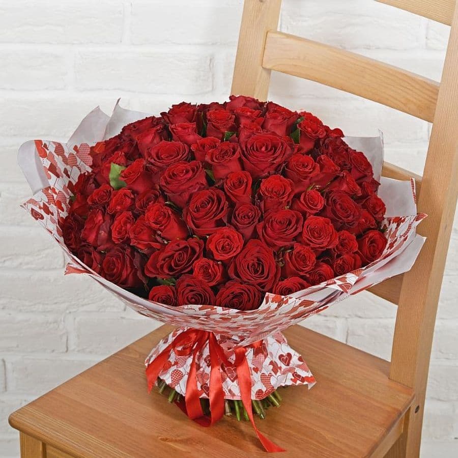 Роза Кения красная 101шт 40 см