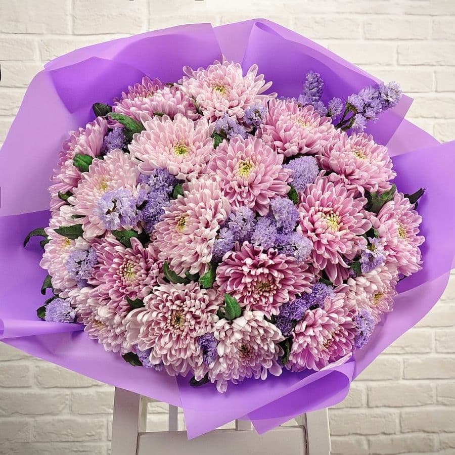 Букет из Розовых Хризантем «Лила»