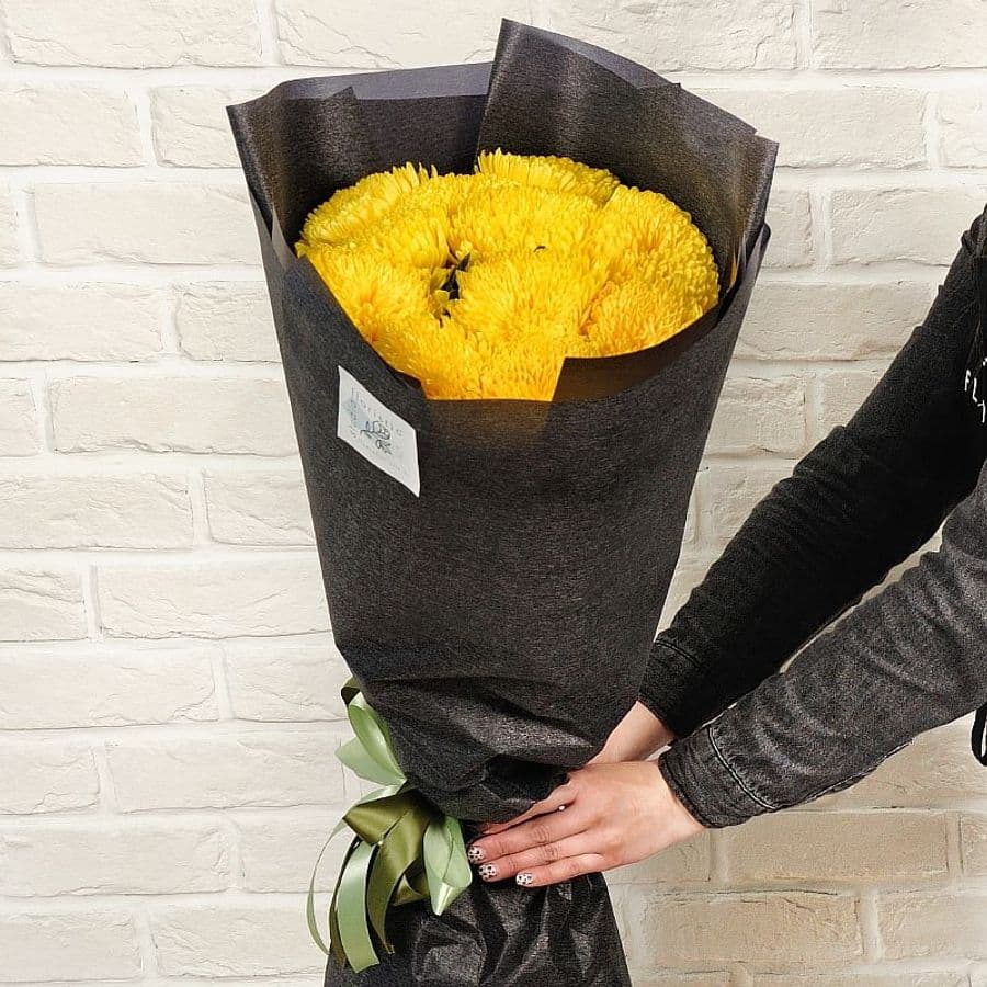 Букет из желтых Хризантем «Деко»