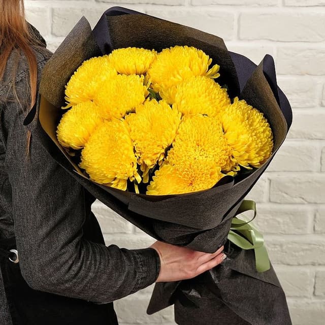 Букет из желтых Хризантем «Деко»