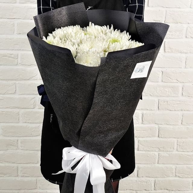 Букет из белых Хризантем «Белоснежка»