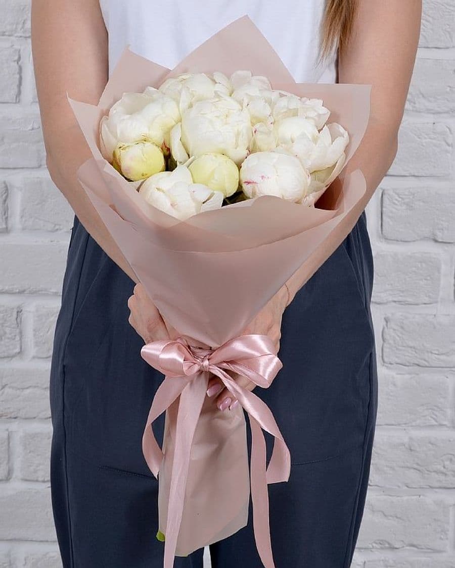 Букет из белых Пионов «Белый ангел»