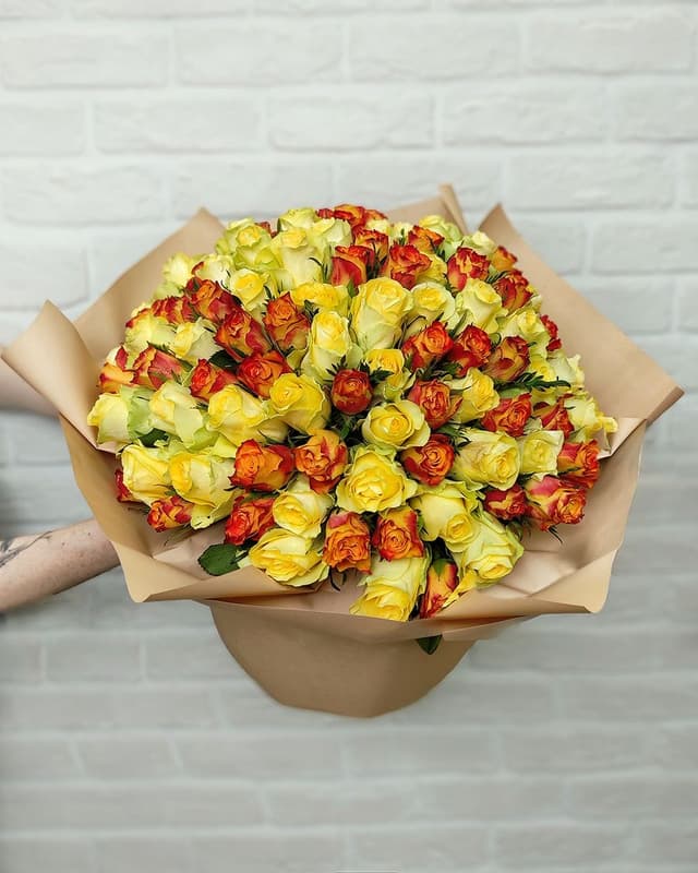 Роза Кения желто-оранжевый микс 101шт 40 см