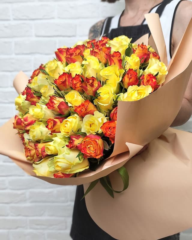 Роза Кения желто-оранжевый микс 101шт 40 см