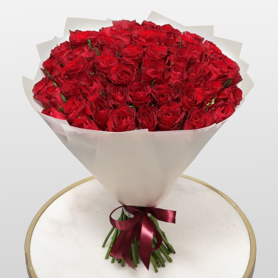 Букет Роз Кения красная 51 шт «Вспышка Чувств»