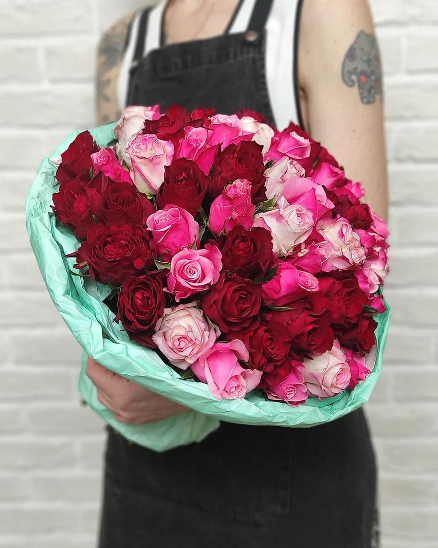 Роза Кения Красно-розовый микс 40 см