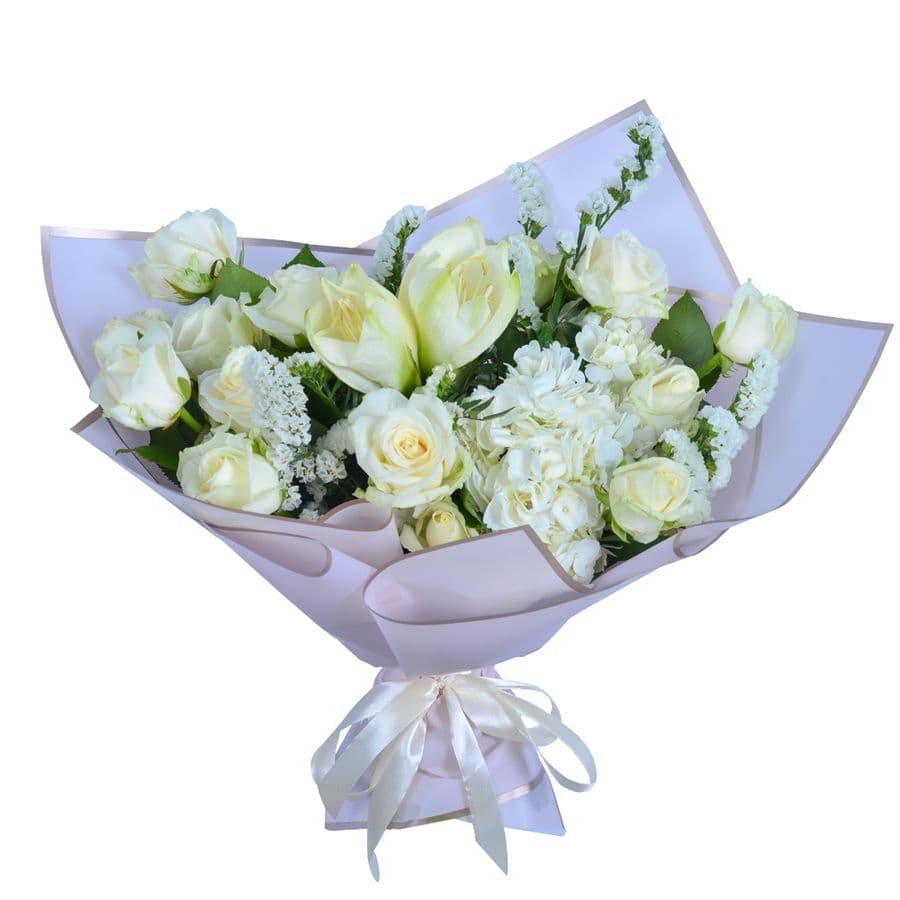 Букет из Гортензии, Амариллиса и Роз «Сердце снежной королевы»