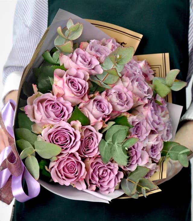 Букет из Роз Мемори Лейн 25 шт 40 см «Лиловое волшебство»