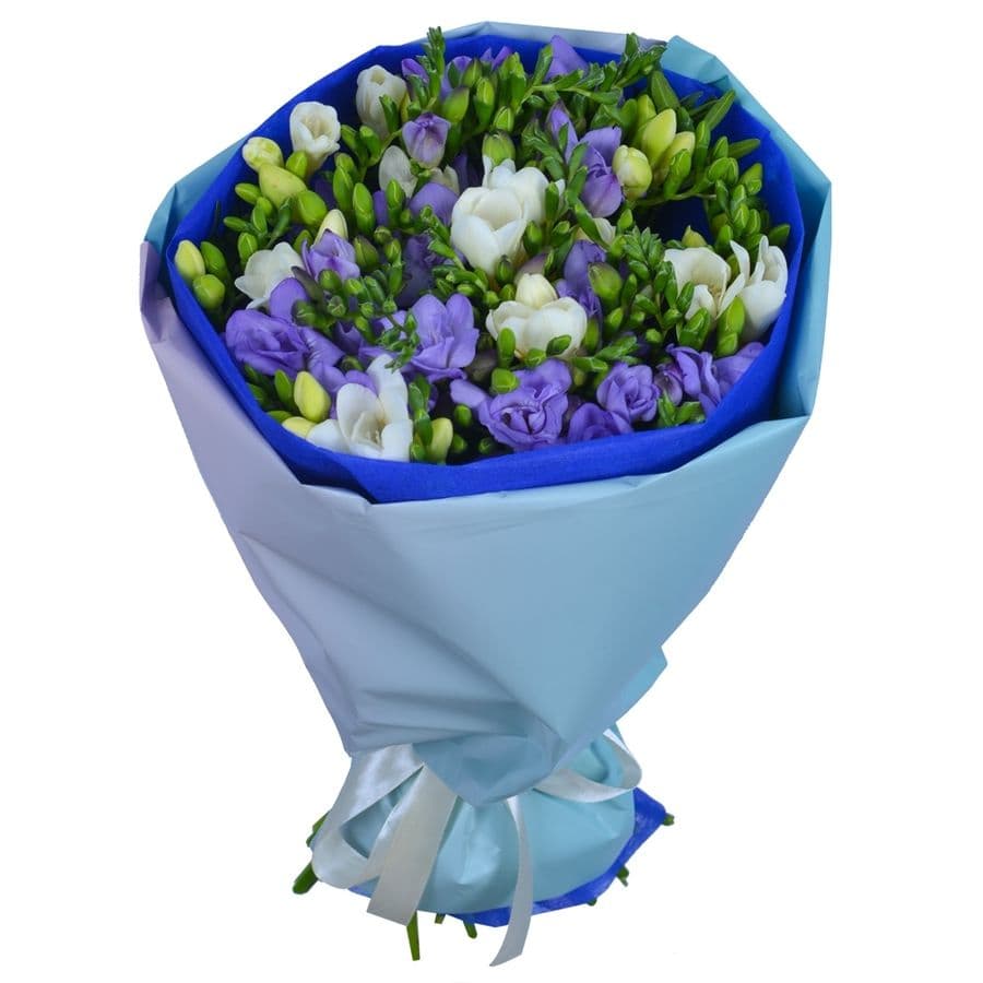 Букет из Фрезии «Лавандовые сны»