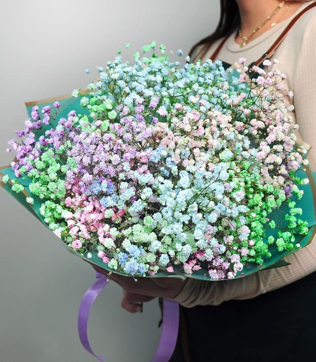 Букет из Радужной Гипсофилы «Радость»