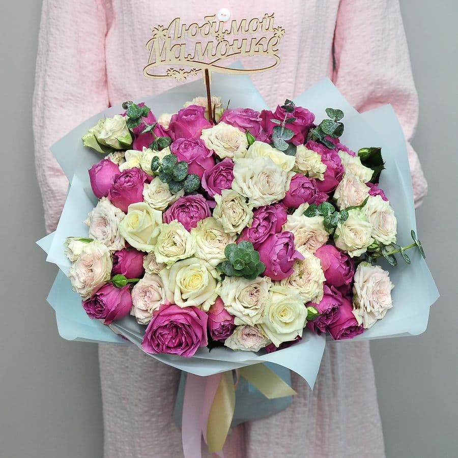 Букет из Кустовых Роз «Лучезарной»