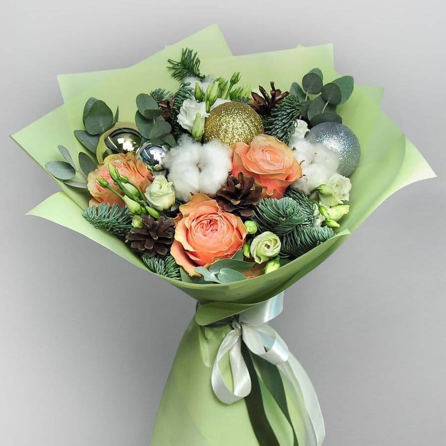 Букет Новогодний из Розы, Эустомы, Хлопка «Салатовый»