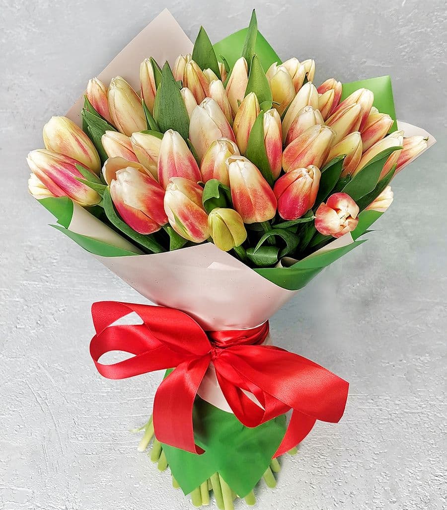 Букет Тюльпанов 31 шт «Загадочной»