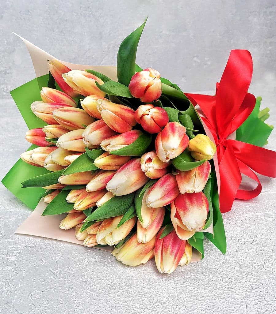Букет Тюльпанов 31 шт «Загадочной»