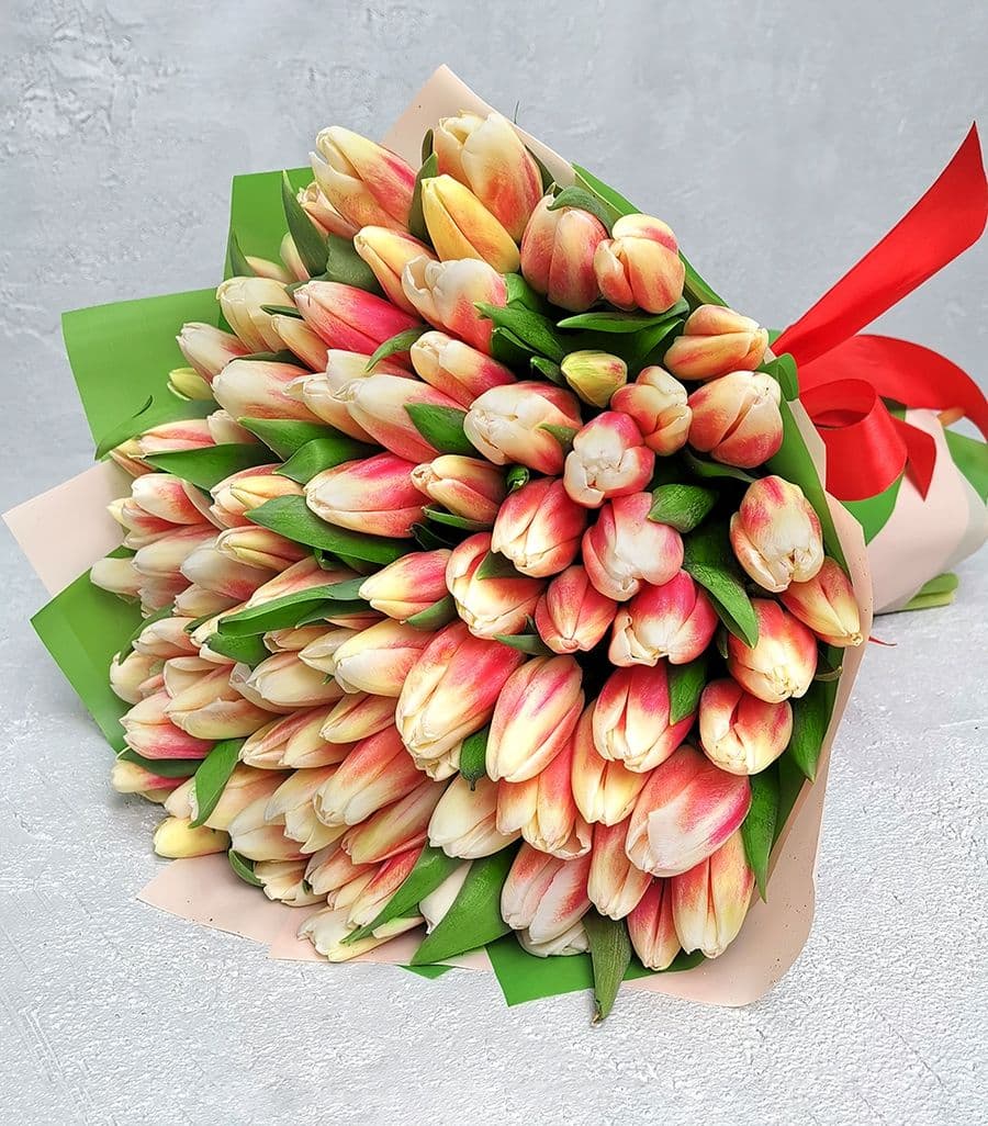 Букет Тюльпанов 75 шт «Мечтательной»