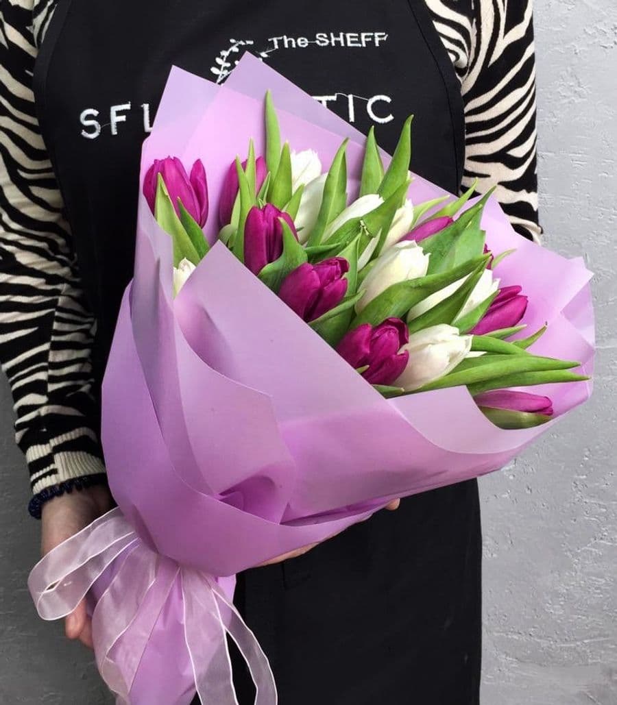 Букет из Тюльпанов 31 шт «Искрометной»