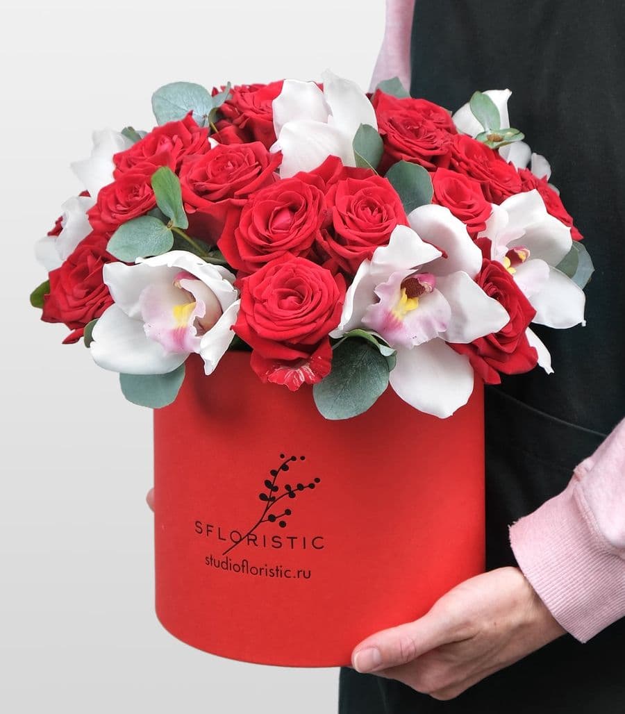 Композиция из Роз и Орхидеи «Тейя»