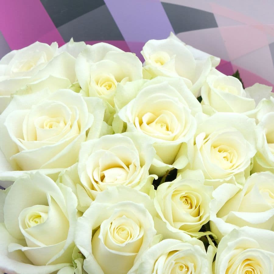 Букет из белых Роз 60 см «Майя»