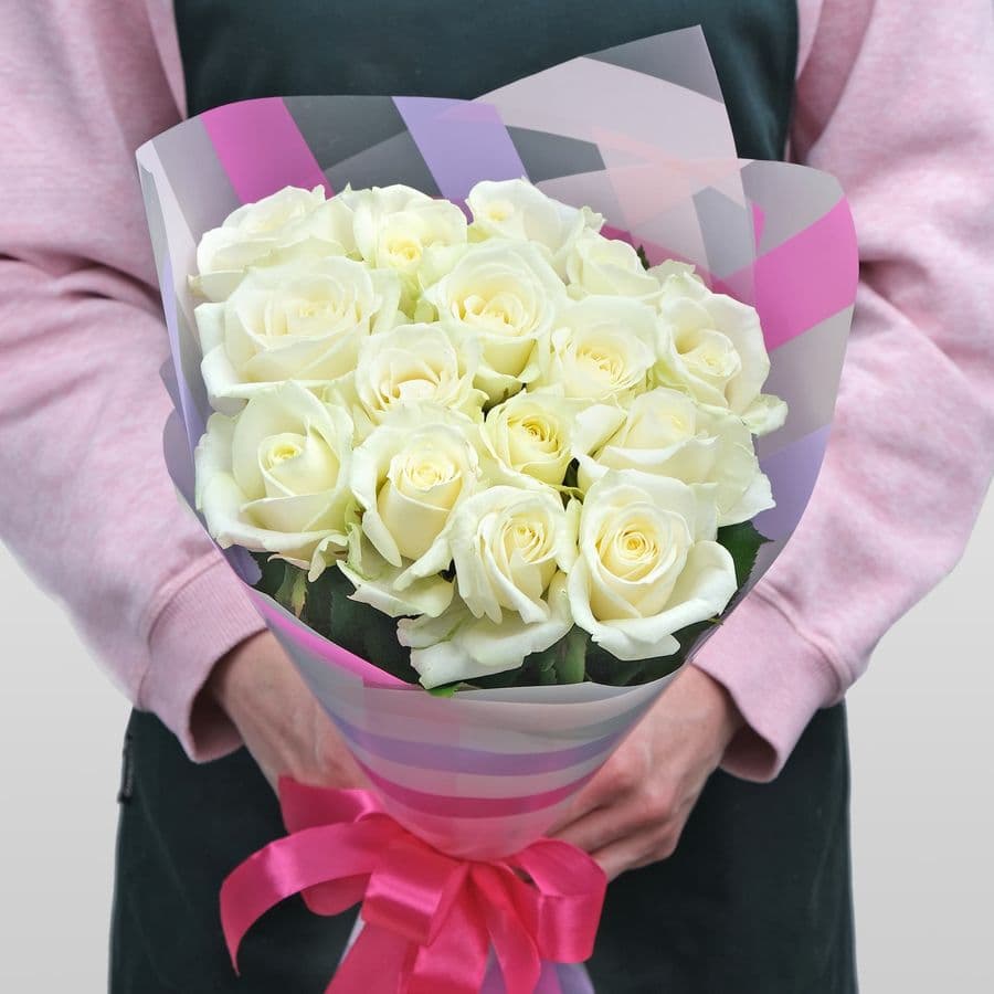 Букет из белых Роз 60 см «Майя»