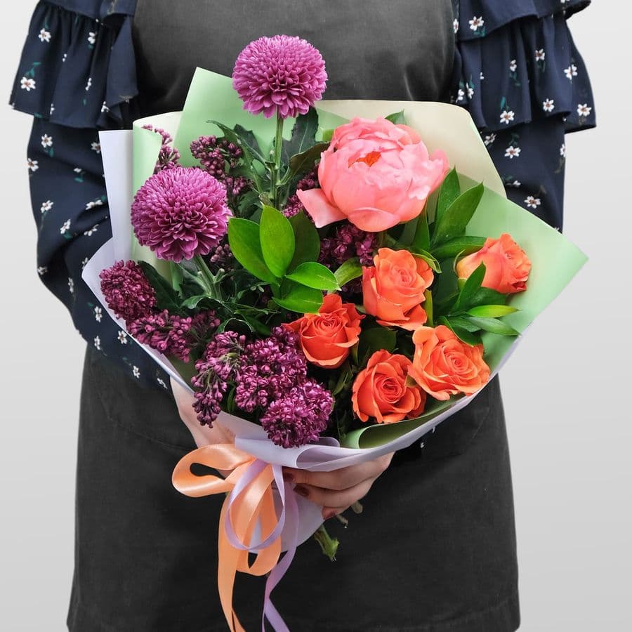 Букет из Роз, Пиона и Сирени «Три реки»