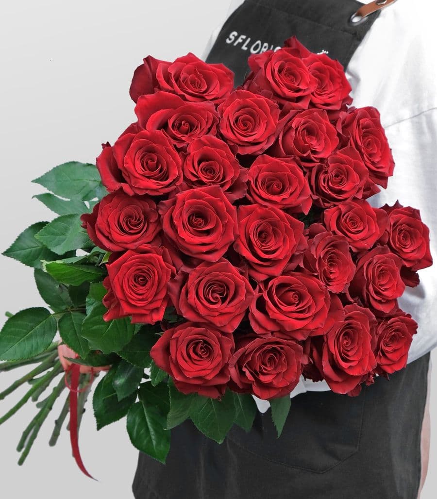 Букет из красных Роз 25 шт 100 см «Аурелия»