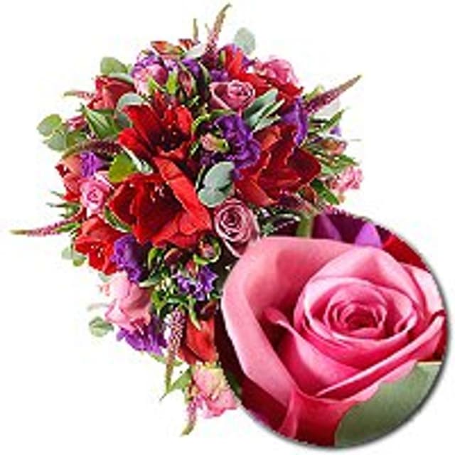 Букет из Амариллиса, Роз и Лизиантуса «Сердце в огне»