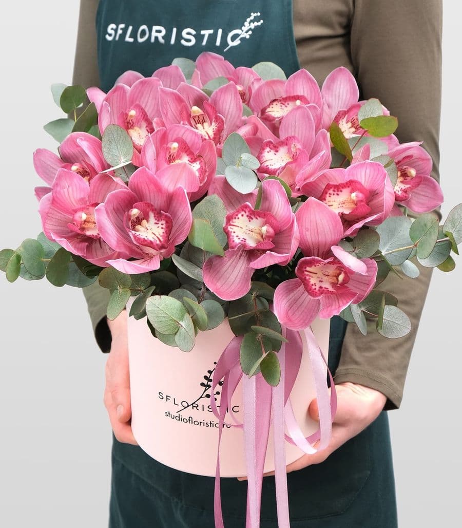 Композиция из розовых Орхидей «Лола»