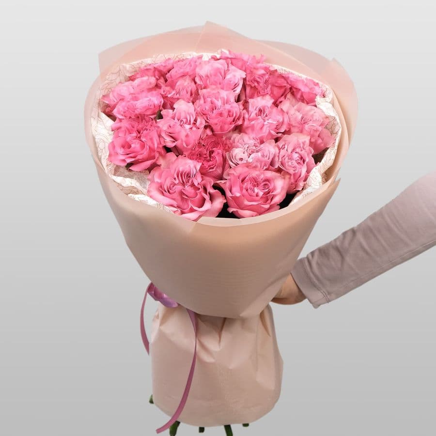 Букет розовых Роз «Андромеда»