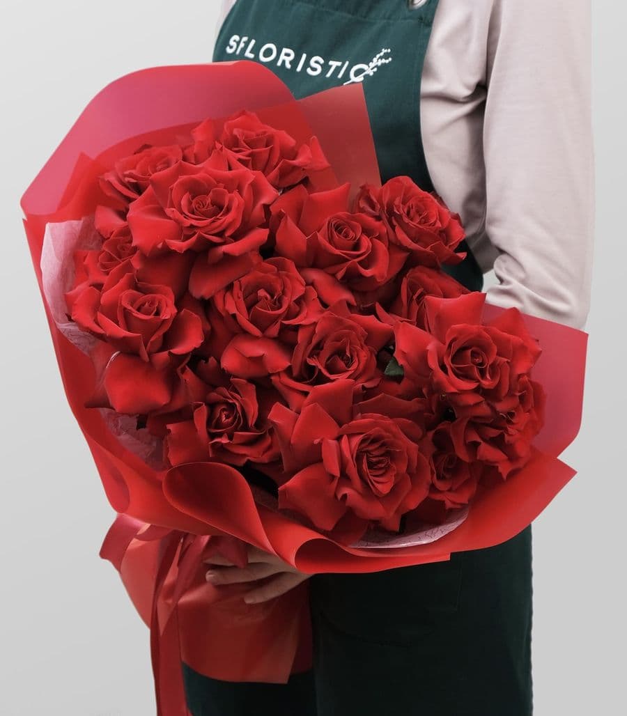 Букет красных Роз «Огонь Любви»