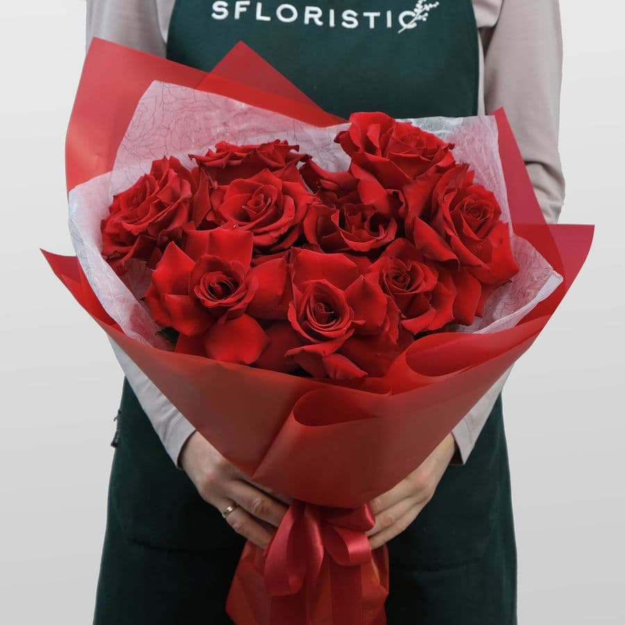 Букет красных Роз «Сириус»