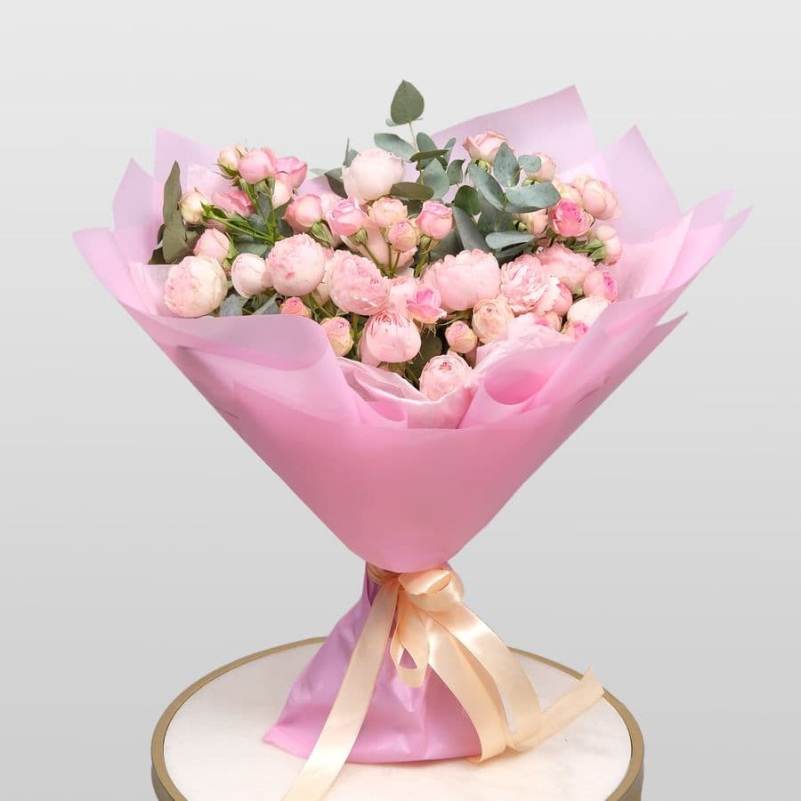 Букет из кустовых пионовидных Роз «Стефания»