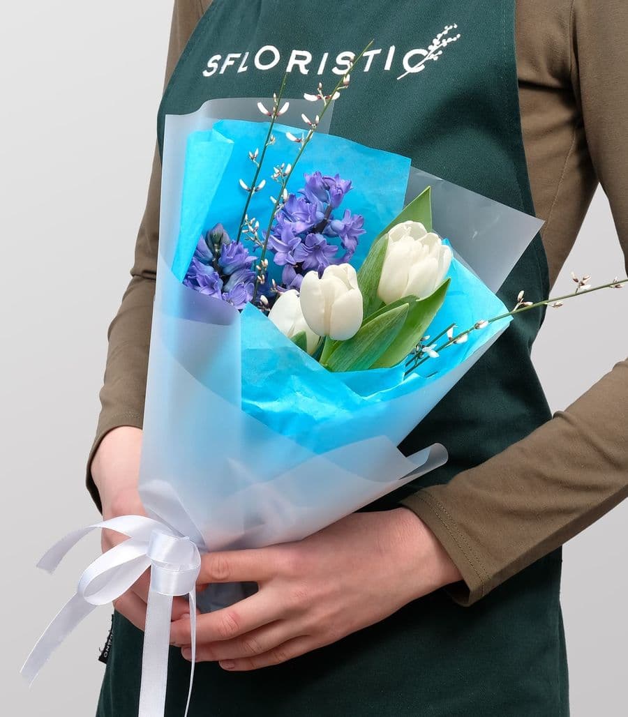 Букет из Тюльпанов и Гиацинтов «Небесный шепот»