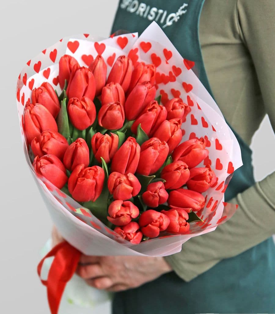 Букет Красных Тюльпанов «Алые паруса»