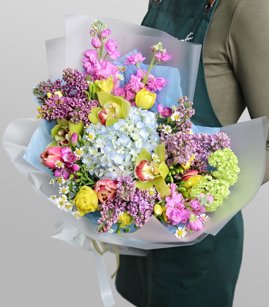 Букет из Тюльпанов, Фрезии и Сирени «Цветочный смузи»