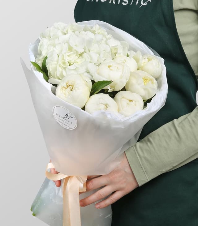 Букет из Пионов и Гортензии «Хрустальная мечта»