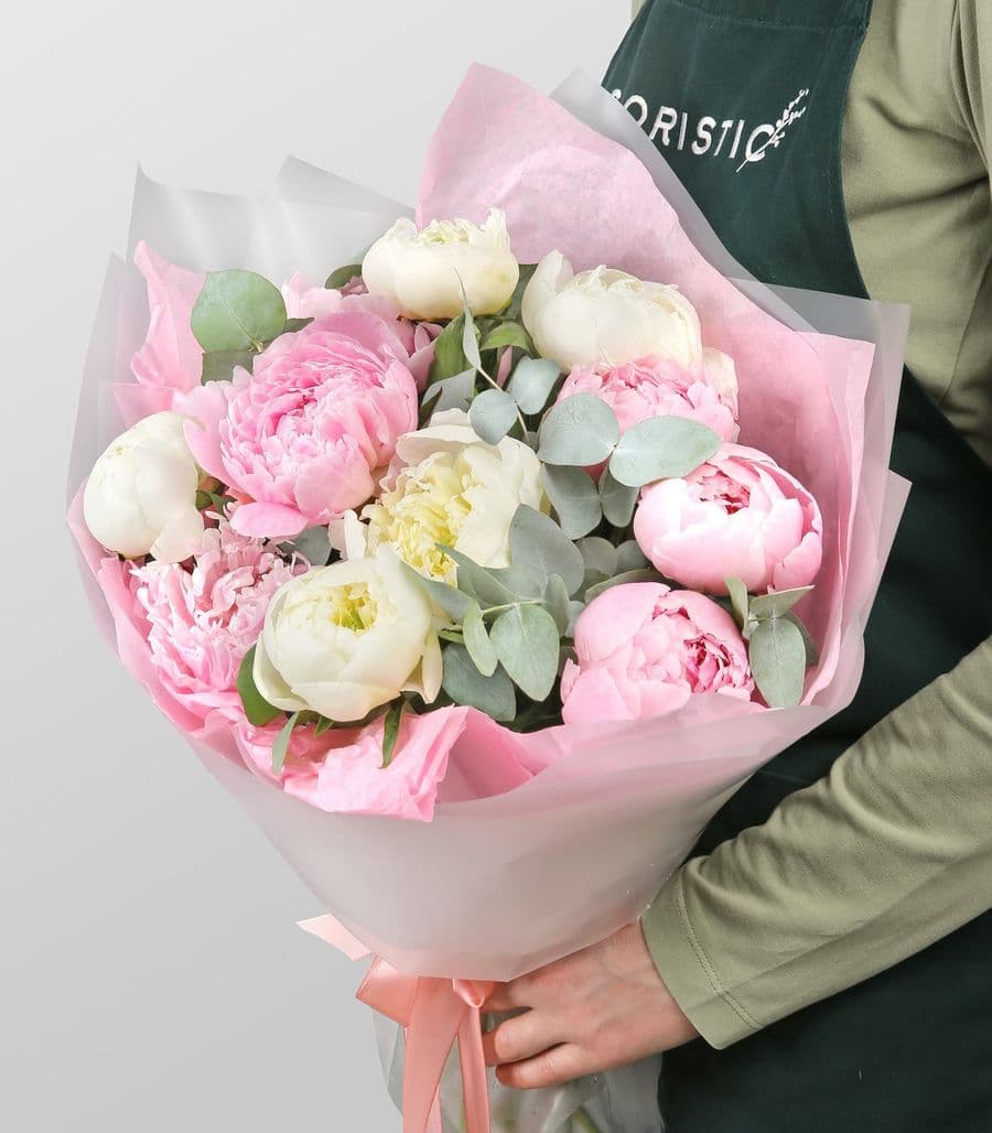 Букет из Пионов и Эвкалипта «Жемчужные переливы»