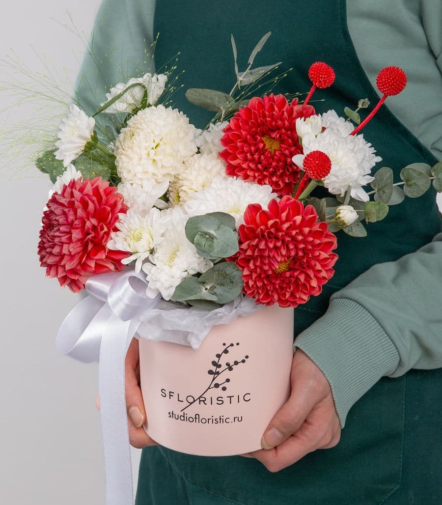 Композиция из Георгин и Хризантем «Звенящий вечер»