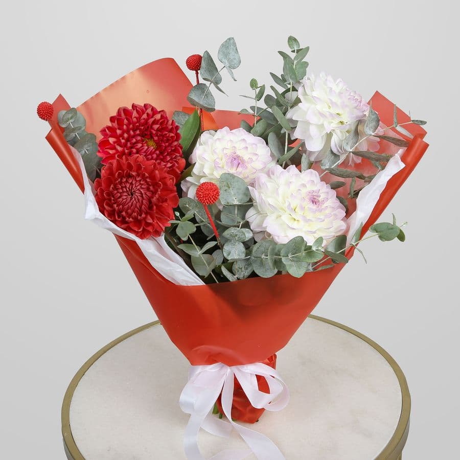 Букет из Георгин и Краспедии «Здравствуй, Школа!»